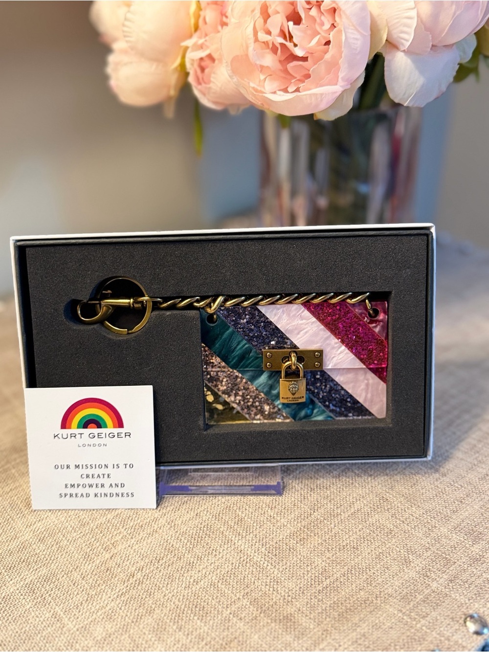 NIB Kurt Geiger Multicolor Glitter Lock Cardholder - Pink & Teal - Picture 4 of 8